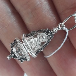 Ладанка серебряная на шею церковная без камней 36670