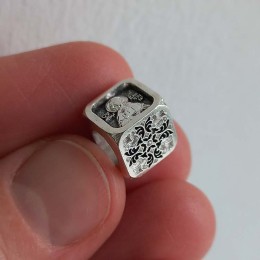 Серебряная подвеска шарм святая Виктория 18973