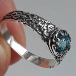 Женское серебряное кольцо с камнем
