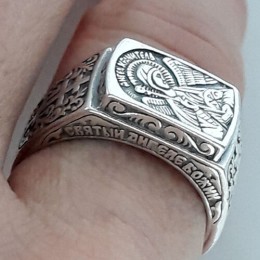 Мужская печатка кольцо из серебра с Ангелом 43860