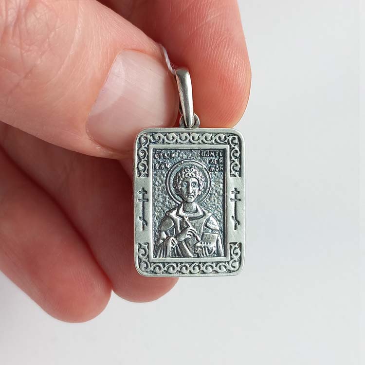 Святой Целитель серебряная икона