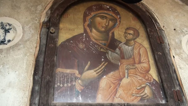 Иверская Божья Матерь Вратарница